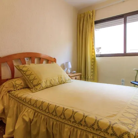 3 Bedroom Pet Friendly In *