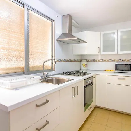 3 Bedroom Pet Friendly In Apartamento